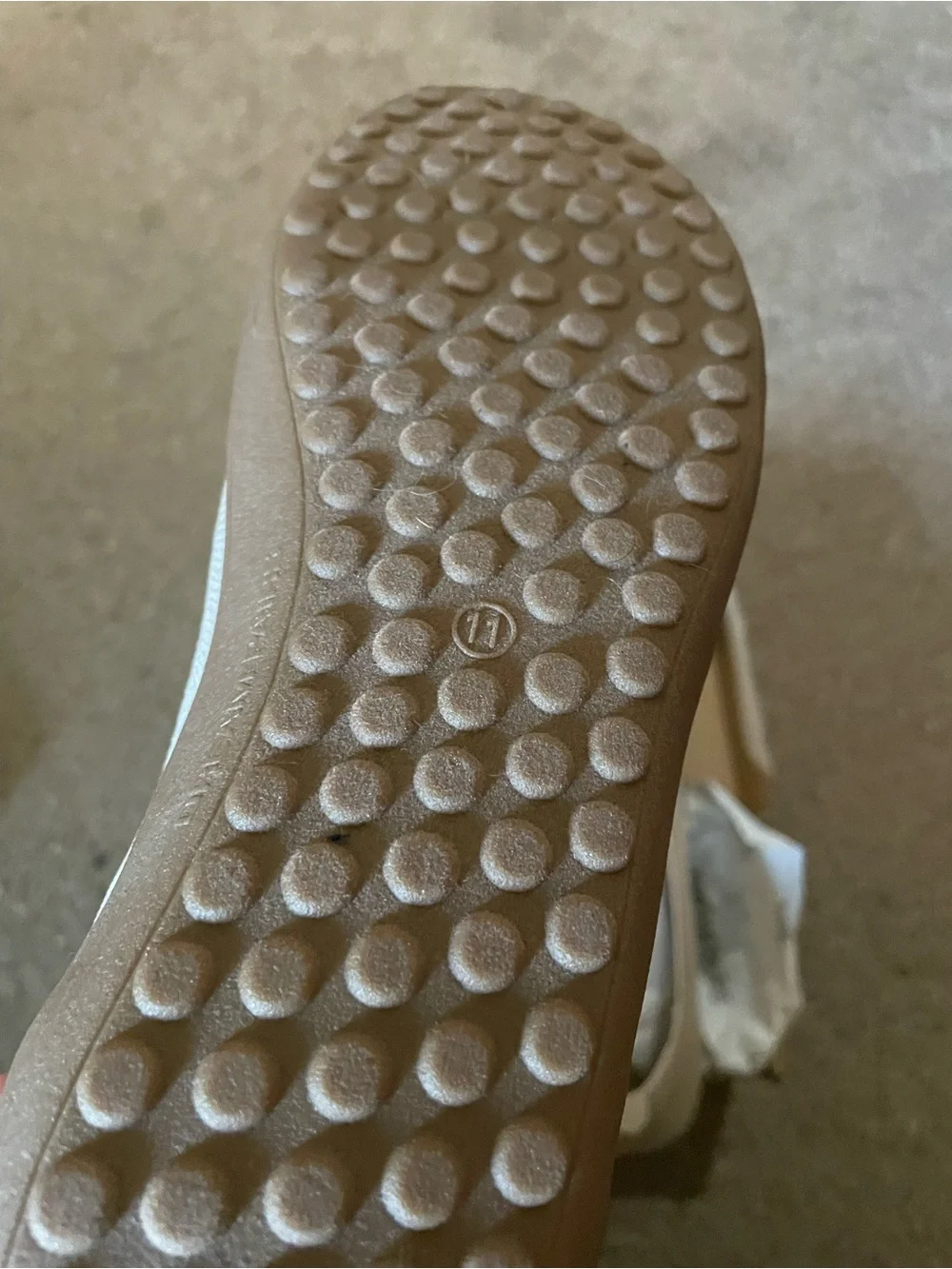 Dream Pairs Ballet Flats Women’s Size 11 - Nude Beige Wide Toe Arch Support